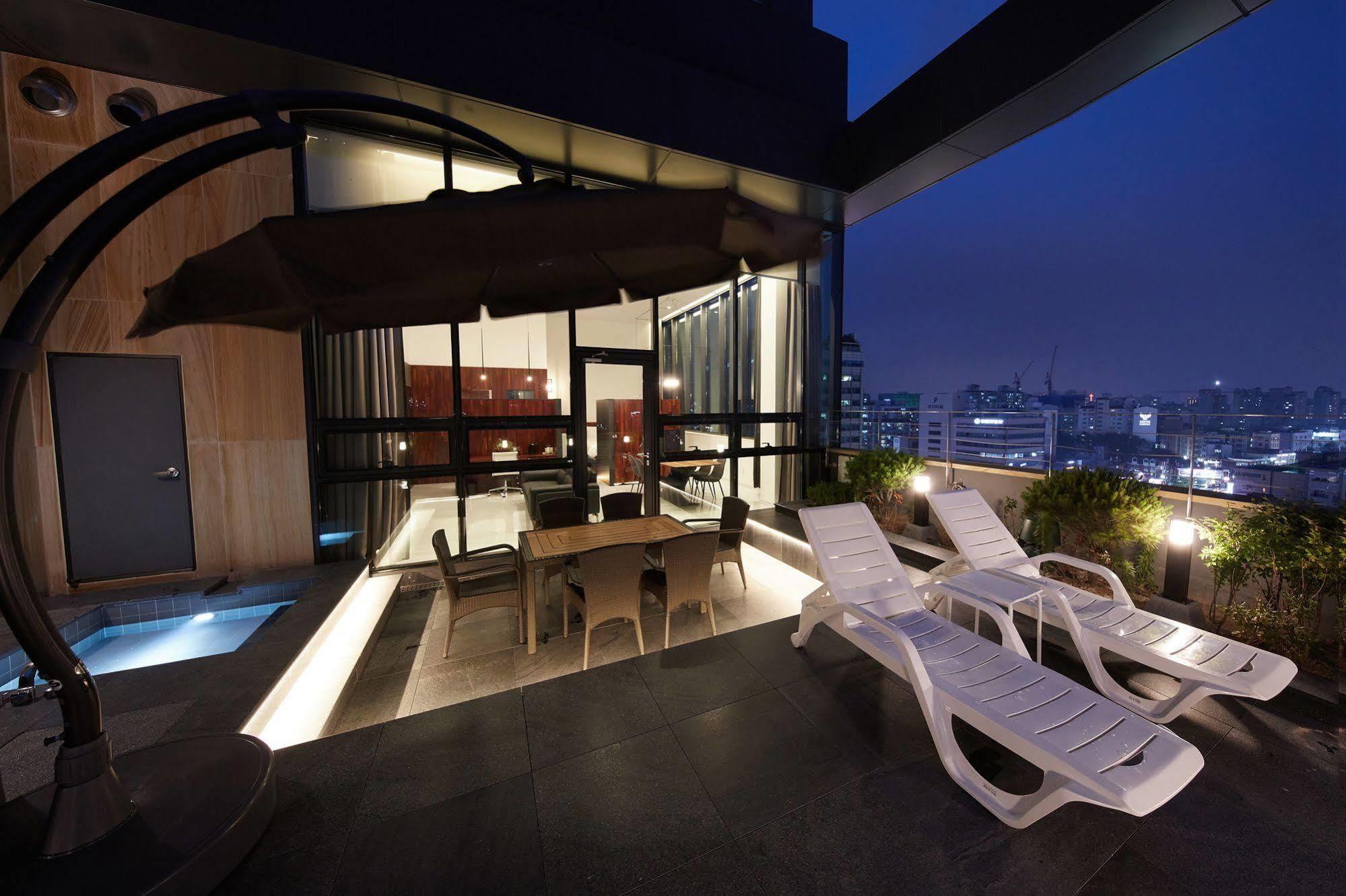 Standard Hotel Seoul Ngoại thất bức ảnh