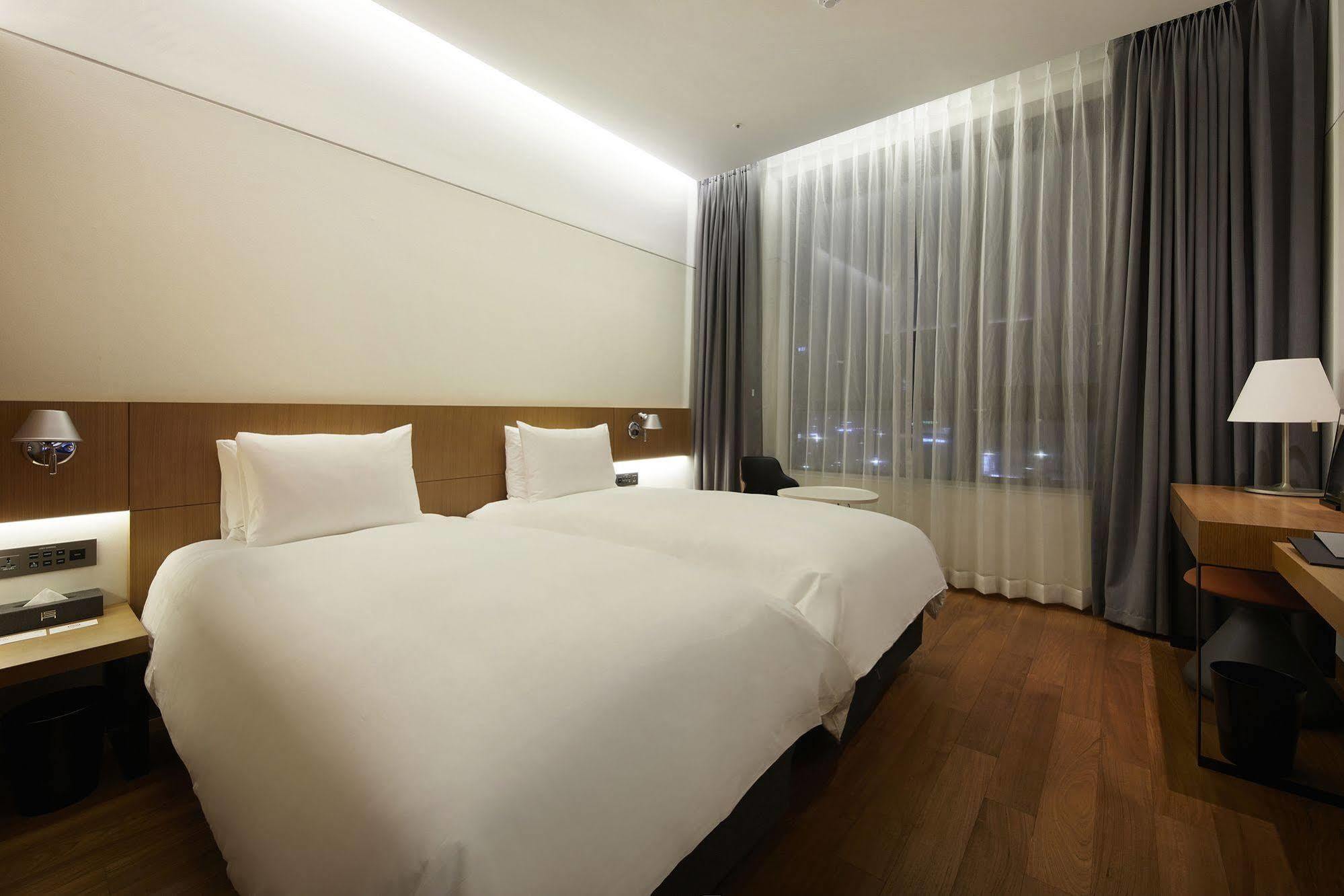Standard Hotel Seoul Ngoại thất bức ảnh